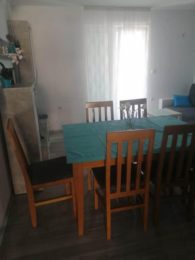 Apartman Dora Apartment Pag Town Exterior photo